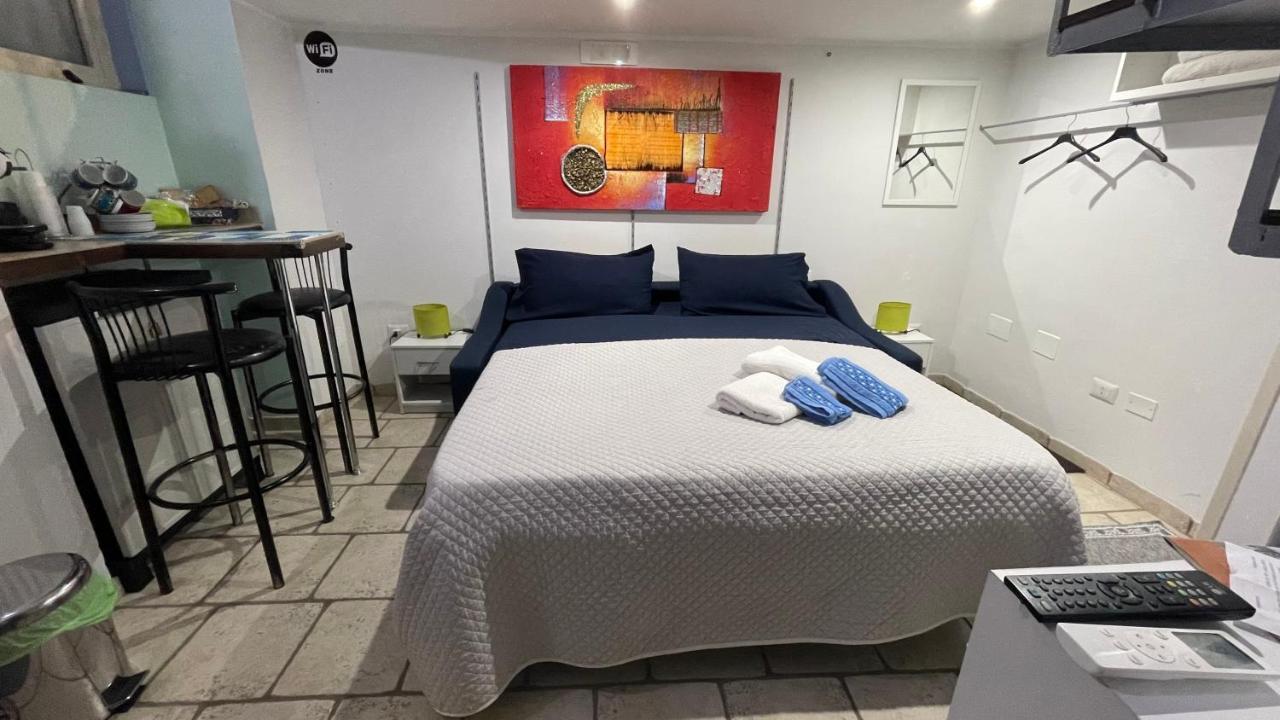 Bed and Breakfast Loft 24 Brindisi Exterior foto